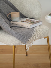 Load image into Gallery viewer, Hampton Merino Wool Blend Throw Rug - Light Grey