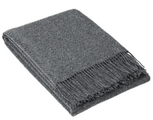 Load image into Gallery viewer, Hampton Merino Wool Blend Throw Rug - Slate