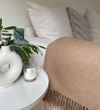 Load image into Gallery viewer, Soho Wool Blend Throw Rug Collection