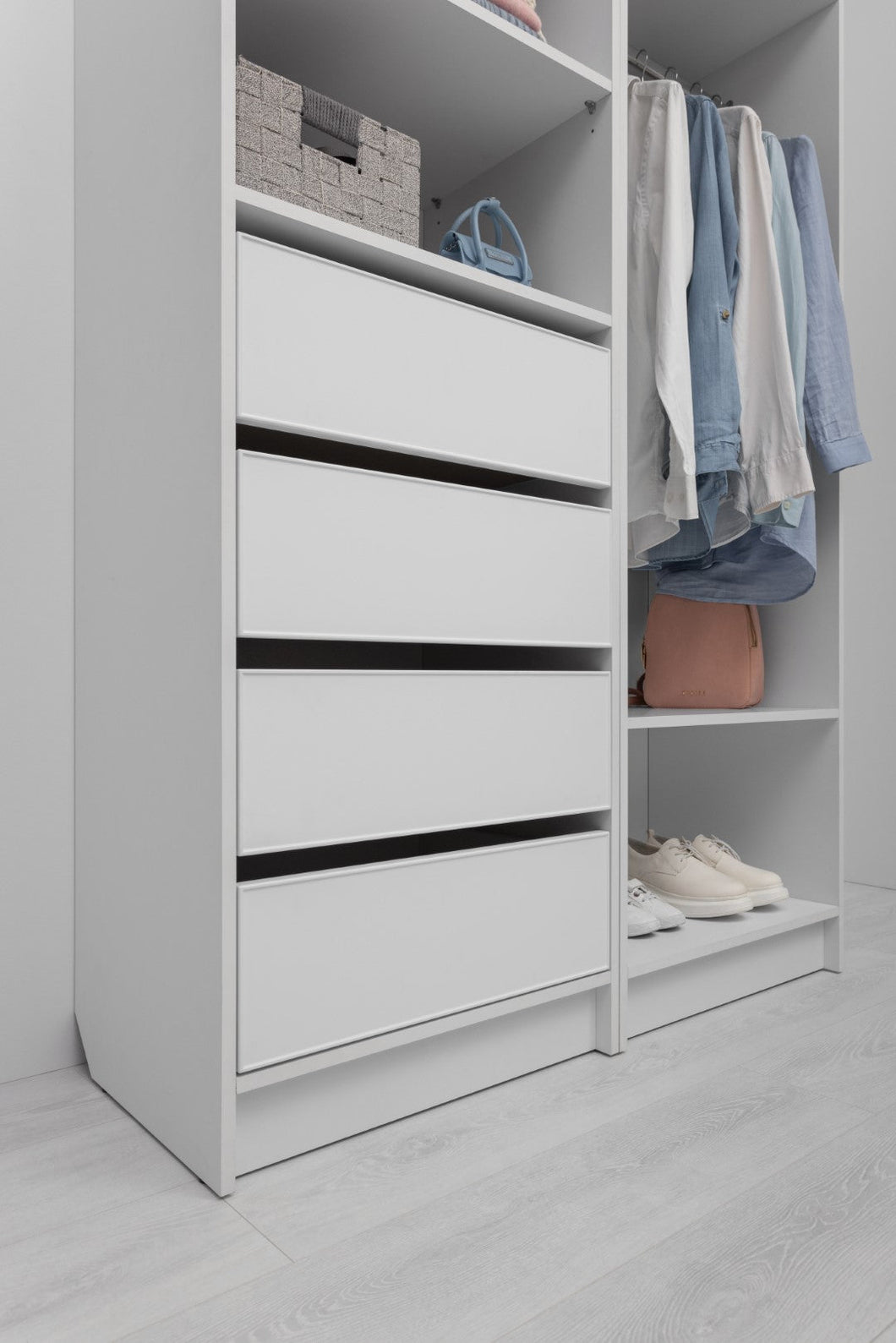 Malmo Walk In Wardrobe - 4 Drawer 3 Shelf Module - Slim Shaker - White